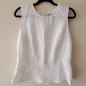 Liz Claiborne sleeveless top
